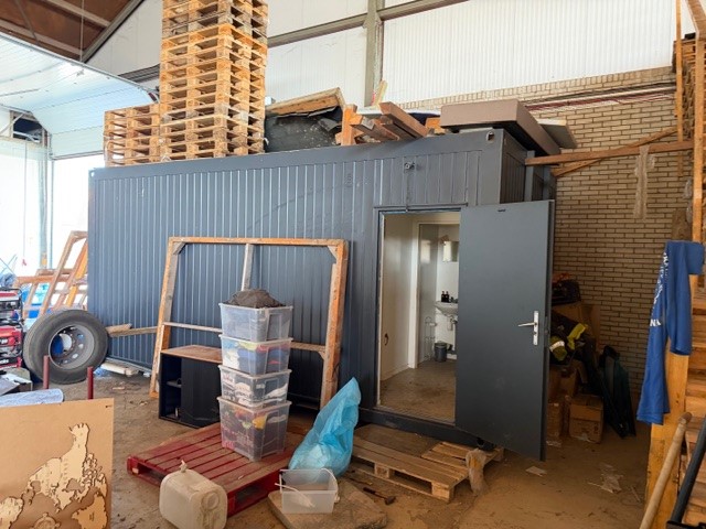 Kantoorunit – Schaftunit – 6×3 meter met toilet en keukenblok